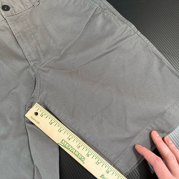 The North Face Sprag 9 Inch Khaki Grey Shorts Size 32 - Picture 6 of 11